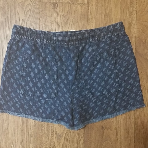 Loft Drawstring Printed Shorts - Picture 4 of 4